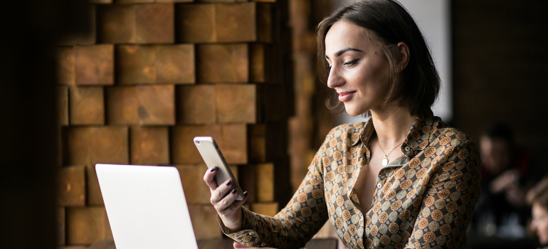 Como potencializar sua presença em feiras com o uso das redes sociais.